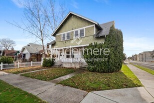 731 W Knox Ave in Spokane, WA - Building Photo