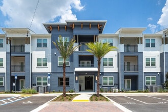 Casara Pensacola in Pensacola, FL - Foto de edificio - Building Photo