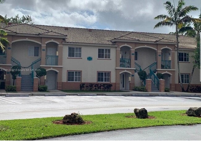 property at 2921 SE 13th Ave