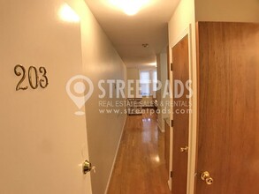 8 Wait St in Boston, MA - Building Photo - Building Photo