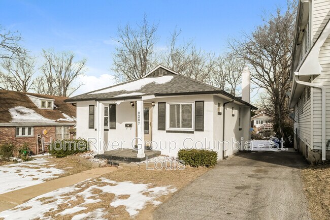 8307 Washington St in St. Louis, MO - Foto de edificio - Building Photo