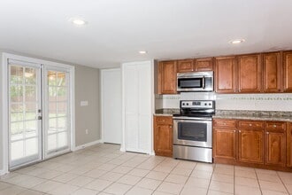 365 Las Palmas St in Royal Palm Beach, FL - Building Photo - Building Photo