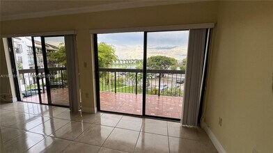 1350 SW 122nd Ave in Miami, FL - Building Photo - Building Photo