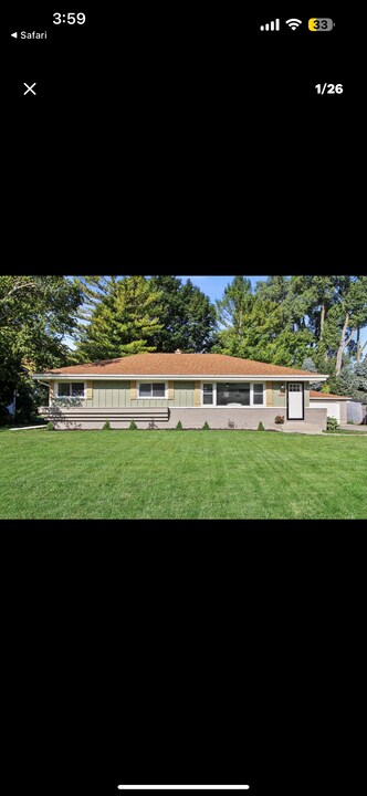 7849 N Link Pl in Milwaukee, WI - Building Photo