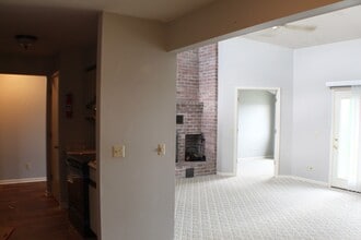 1026 Blue Ridge Dr in Harrisonburg, VA - Building Photo - Building Photo