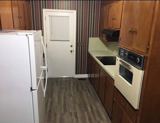 815 W Palmetto St-Unit -A in Florence, SC - Building Photo - Building Photo