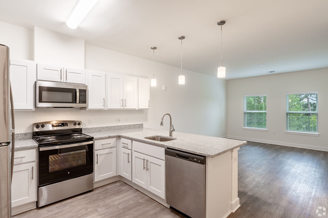 Sherwood Apartment Homes in Mechanicsville, VA - Foto de edificio