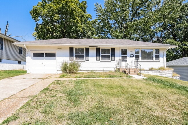 property at 1413 Corinth Dr
