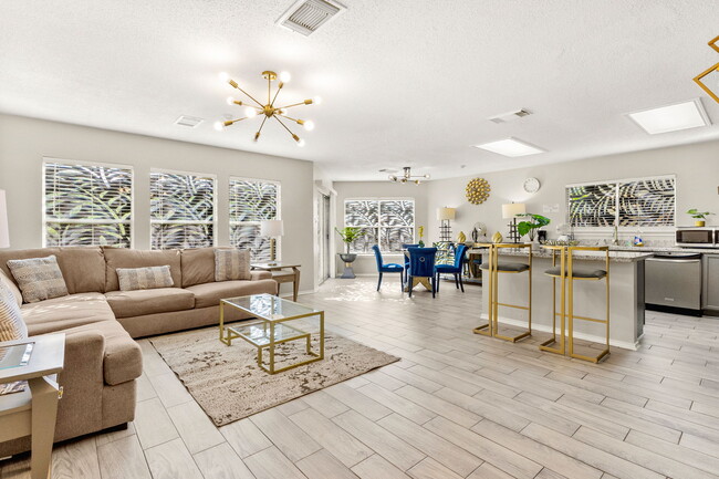 property at 1627 Pinetum Dr