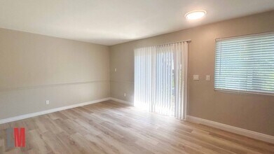 The Dalton Apartments in San Diego, CA - Foto de edificio - Interior Photo