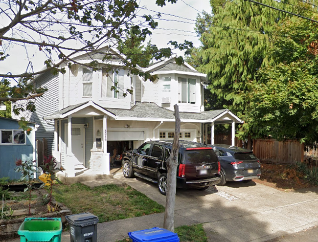 property at 8019-8025-8025 SE Center St