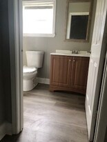 4923 Eastview Dr in New Orleans, LA - Building Photo