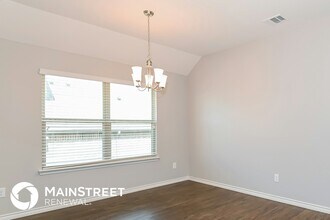 571 Kara Dr in Rockwall, TX - Foto de edificio - Building Photo