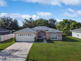 469 Dove Dr in Kissimmee, FL - Building Photo