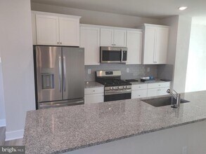 2766 Bridgewater Dr in Bryans Road, MD - Building Photo - Building Photo