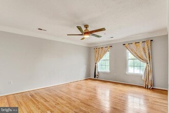 7505 Castle Rock Dr in Clinton, MD - Building Photo - Building Photo