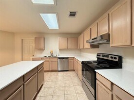 12940 Dionysus Dr in Austin, TX - Building Photo