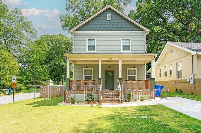property at 1418 Allegheny St SW