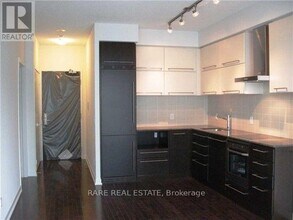 770 Bay St. in Toronto, ON - Building Photo - Building Photo
