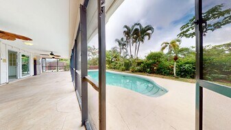 10174 Dogwood Ave in Palm Beach Gardens, FL - Building Photo