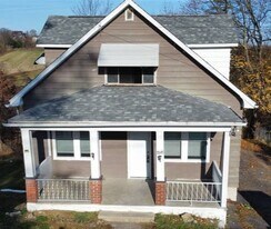 7847 Saltsburg Rd in Pittsburgh, PA - Building Photo