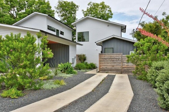 804 W Oltorf St in Austin, TX - Building Photo - Building Photo