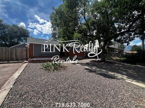 2534 Ivanhoe Dr in Colorado Springs, CO - Building Photo - Building Photo