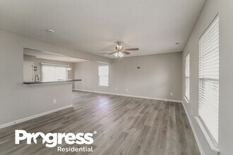 10425 Katie Creek Ct in Charlotte, NC - Foto de edificio - Building Photo