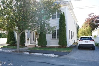 37 Charnock St in Beverly, MA - Building Photo - Building Photo