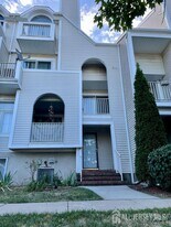 410 Johnstone St in Perth Amboy, NJ - Building Photo