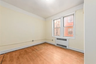 102 Albemarle Rd in Brooklyn, NY - Building Photo - Building Photo