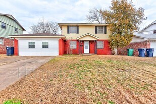 917 NE 81st St in Oklahoma City, OK - Building Photo