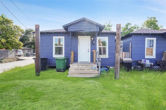 property at 3001 Amboy St