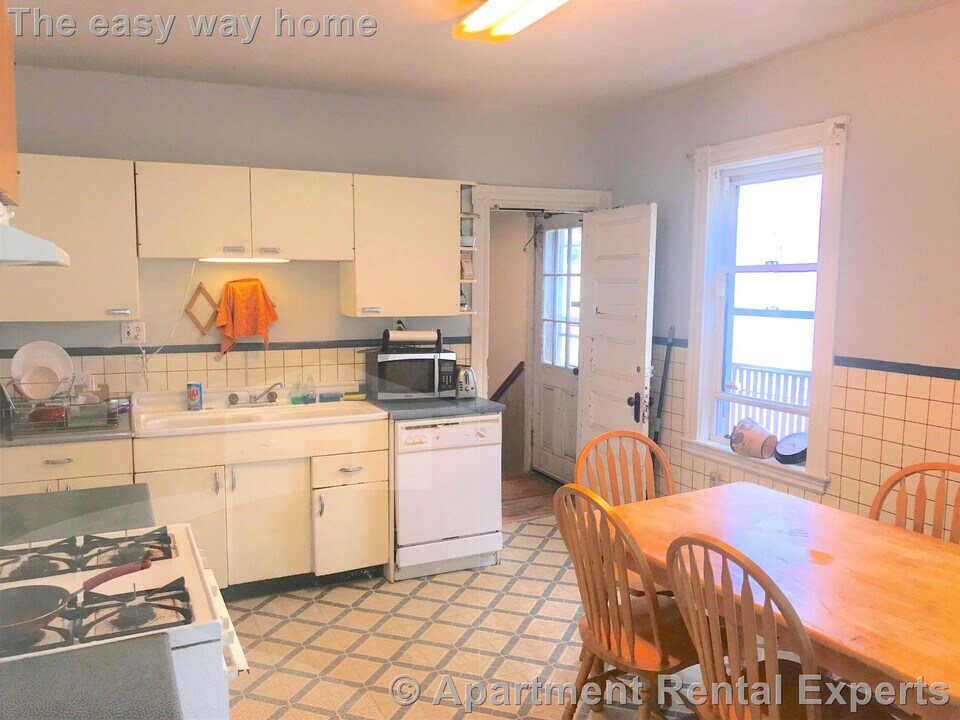 3 Windsor Rd in Somerville, MA - Building Photo