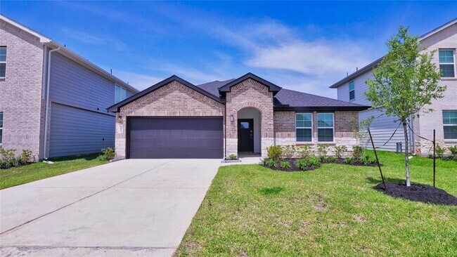 property at 31014 W Kington Wy