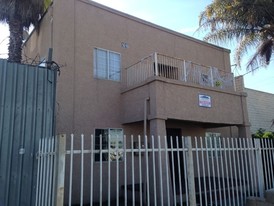 1010 E Anaheim St Apartments