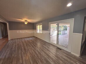 1901 S 72nd St in Fort Smith, AR - Foto de edificio - Building Photo