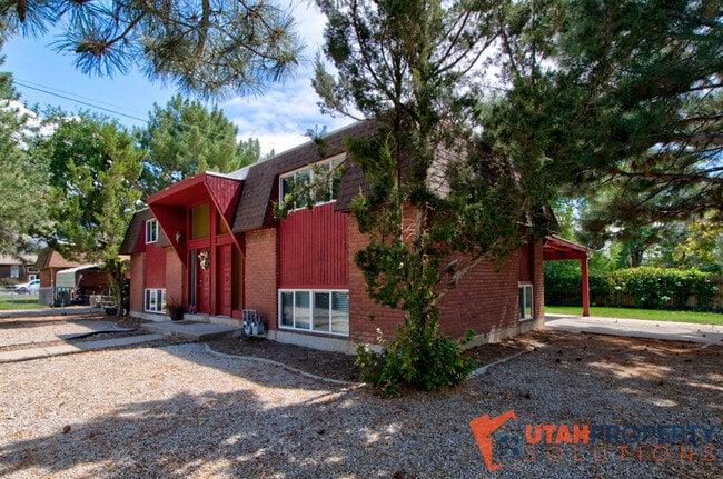39 W 600 N St in Orem, UT - Building Photo - Building Photo