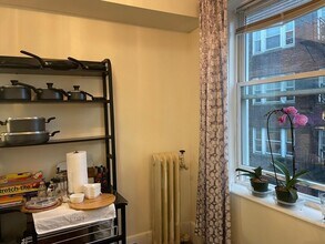 1607 Commonwealth Ave in Boston, MA - Building Photo - Building Photo