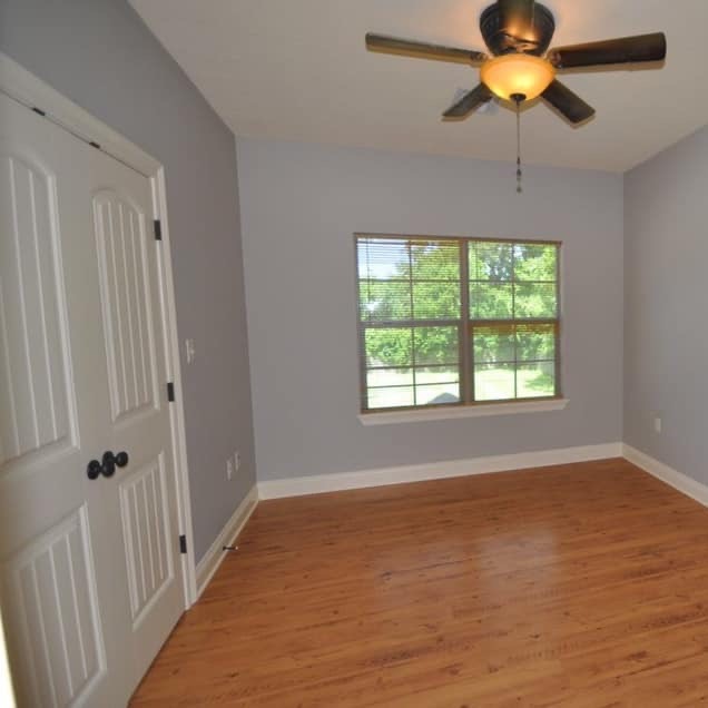 421 Chavanne St in Lake Charles, LA - Building Photo - Building Photo