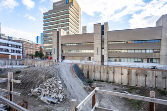 Concord Sky in Toronto, ON - Building Photo - Building Photo