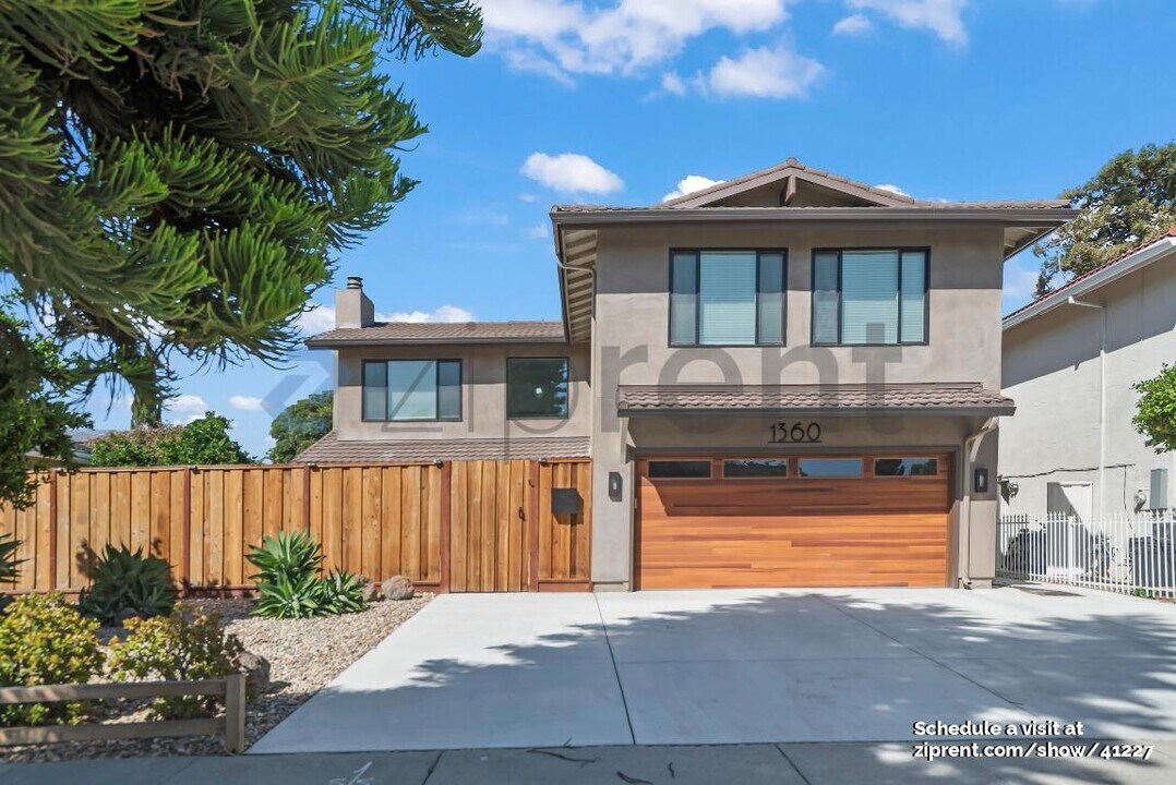 1360 Goldenlake Rd in San Jose, CA - Building Photo