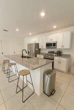 1963 SW Import Dr in Port St. Lucie, FL - Building Photo - Building Photo