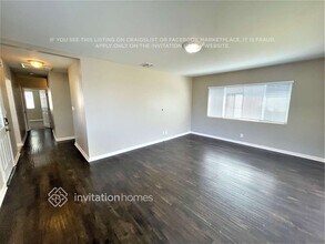 11148 S Wilton Pl in Los Angeles, CA - Building Photo - Building Photo