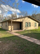 16011 Mary Ann Ln in Cypress, TX - Building Photo