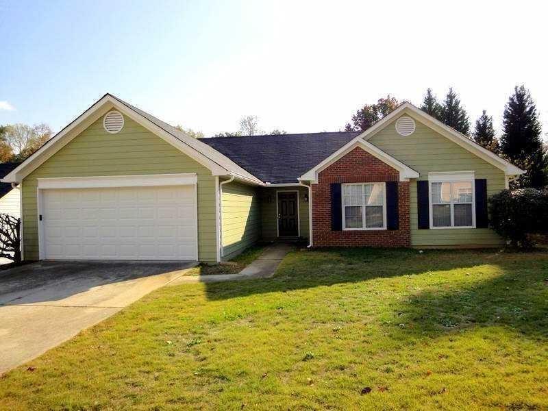 4795 Brasac Dr in Stone Mountain, GA - Building Photo
