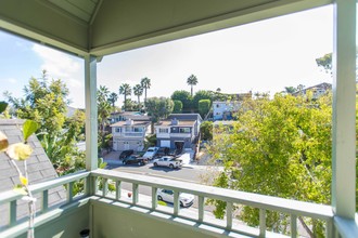 156 Avenida Florencia in San Clemente, CA - Building Photo - Building Photo