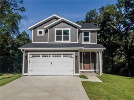 8 Rearsby Ln in Bella Vista, AR - Building Photo