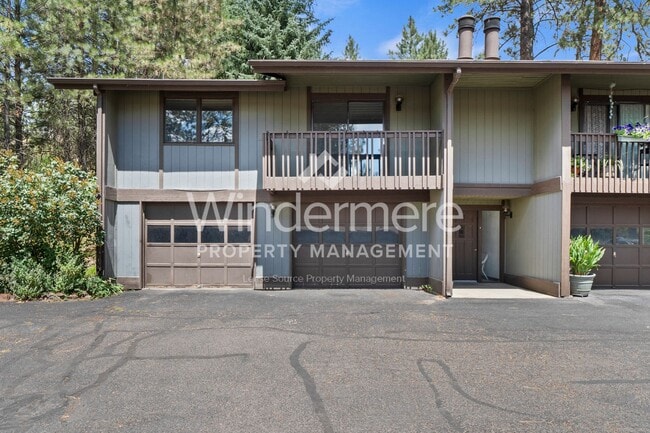 property at 2201 E Casper Dr