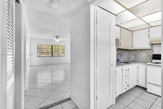 2820 NE 201st Terrace in Aventura, FL - Building Photo - Building Photo